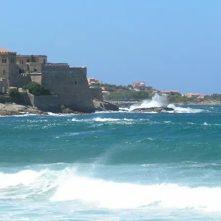 Hotell L'escale 2*
