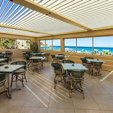 Hotell L'escale 2*