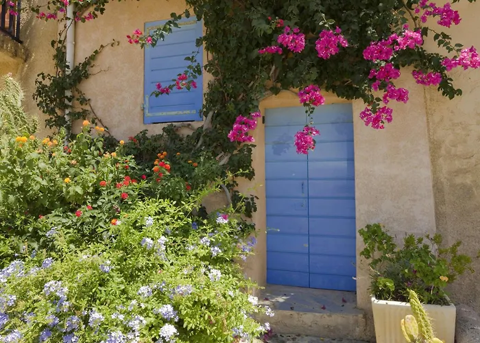 L'escale Hotel Algajola (Corsica)